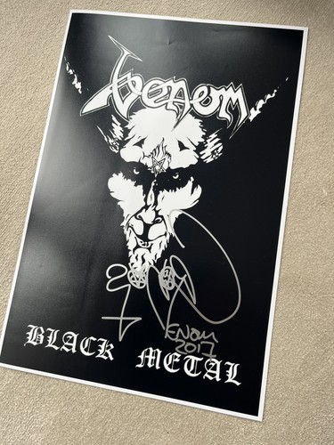 Stunning venom autographed - venom,